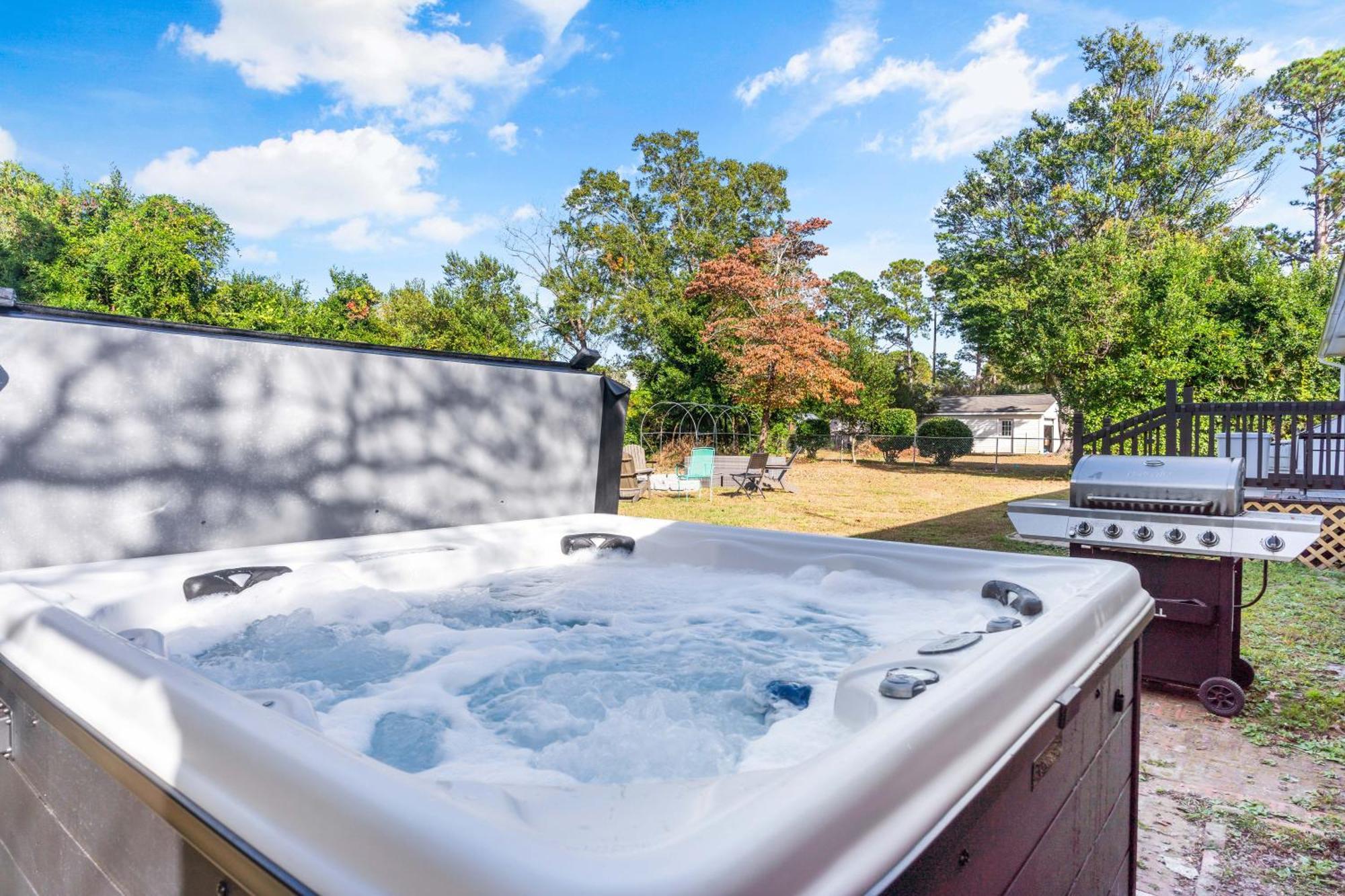 Vila Chill Retreat, Hot Tub, Large Private Yard Wilmington Exteriér fotografie